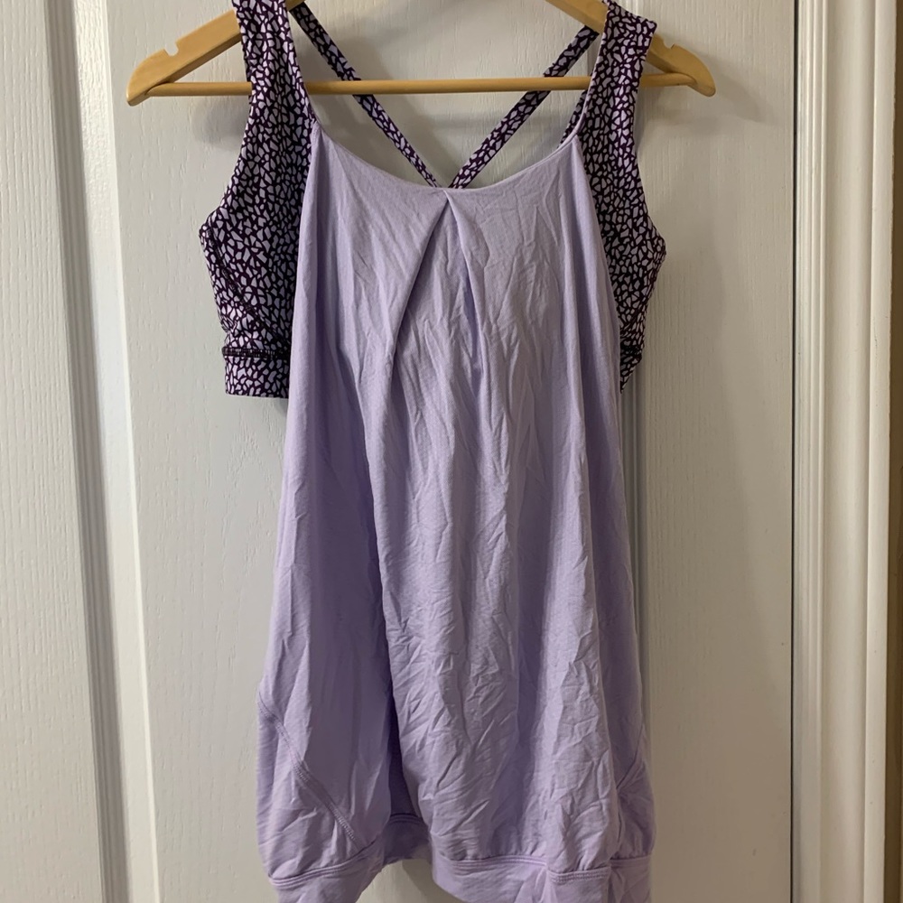 Lululemon workout top